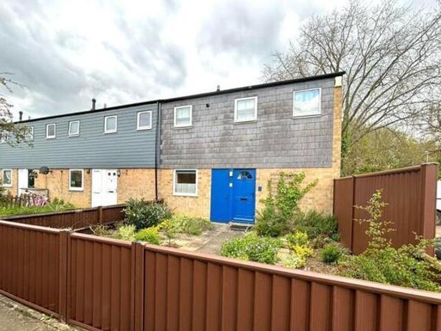 House for sale in Northampton, Northamptonshire