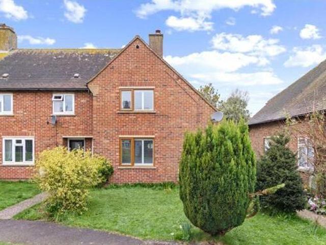 House for sale in Littlecote, West Sussex