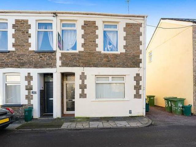 House for rent in Lyons, Greater London
