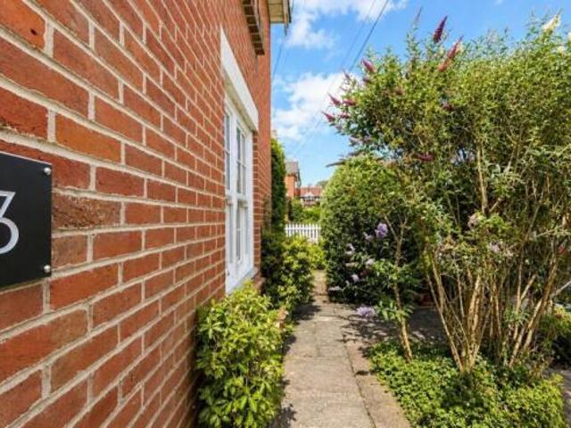 Cottage for sale in Willingdon, Wealden