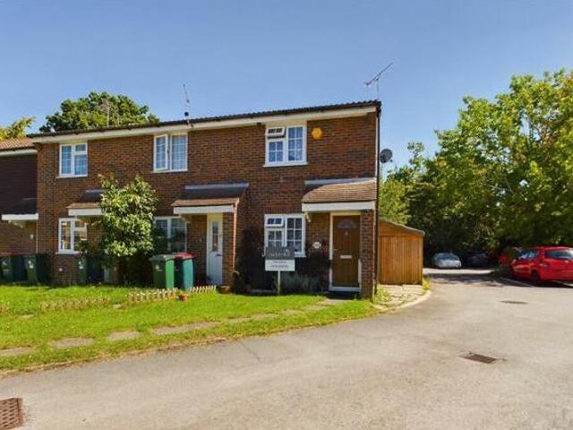 House for sale in Broadfield, Crawley
