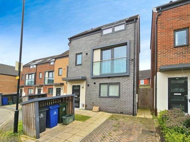 House for sale in City Centre, Doncaster