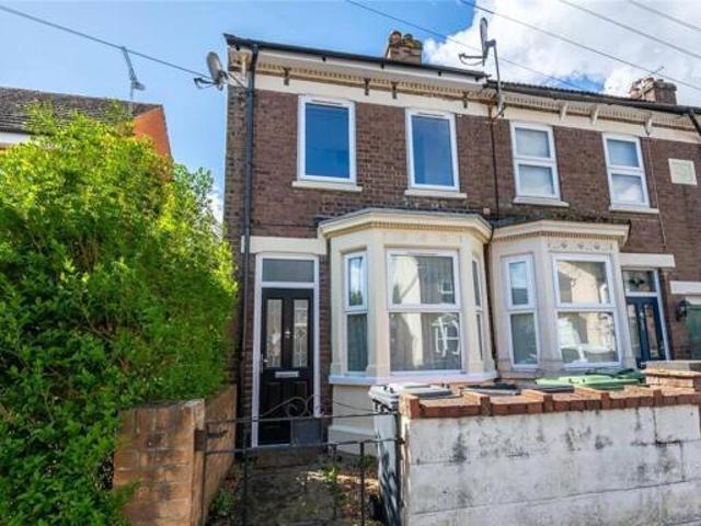 House for sale in Dunstable, Bedfordshire
