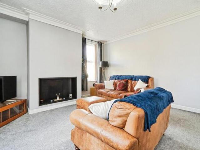Cottage for sale in Farsley, West Yorkshire