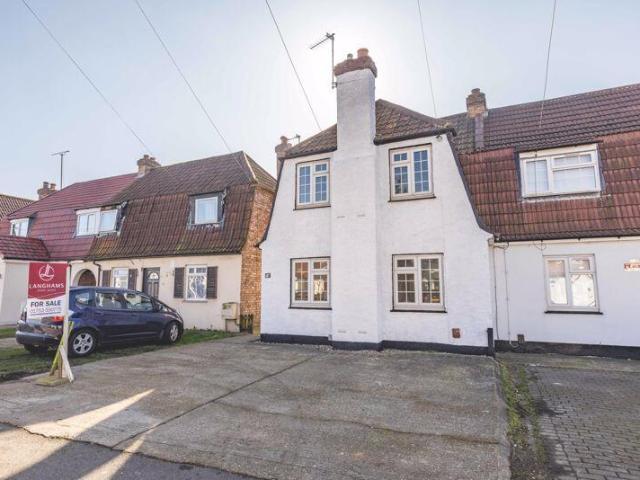 Terraced House for sale in Slough
