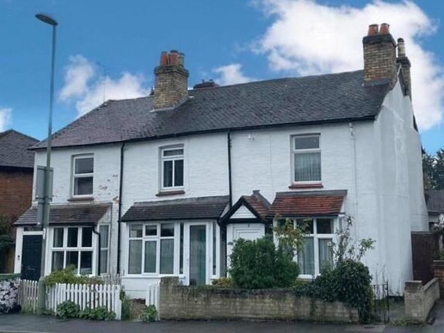 House for sale in Farnborough, Hampshire
