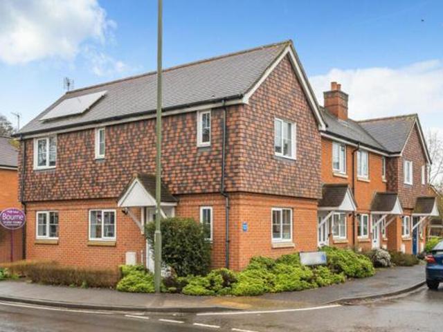 House for sale in Wrecclesham, Fole