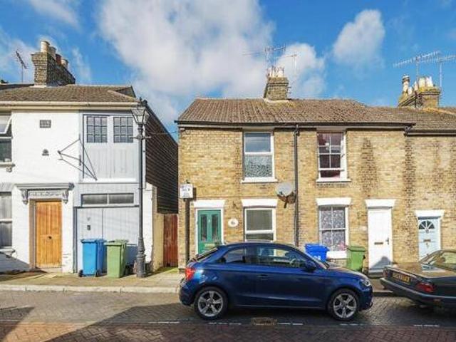 House for sale in Oad Street, Kent