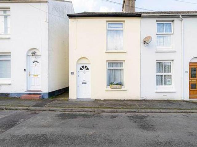 House for sale in Oad Street, Kent