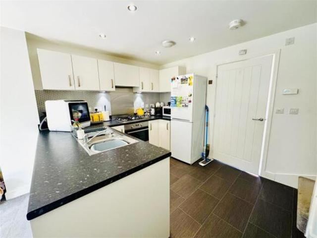 Cottage for sale in Chelmondiston, Suffolk