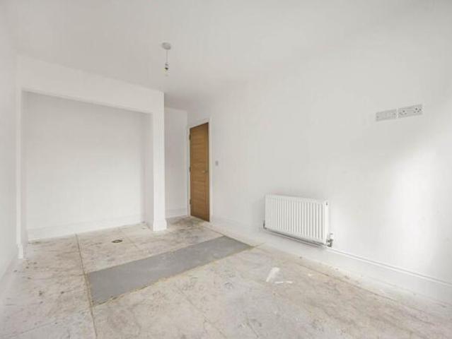 Cottage for sale in Reading