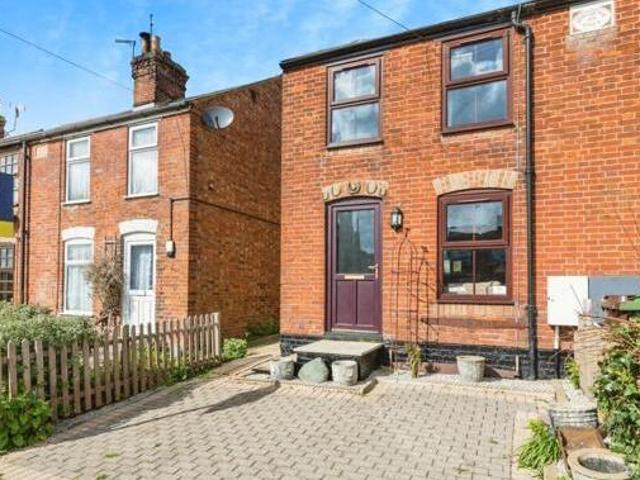 House for sale in Brompton, Gillingham