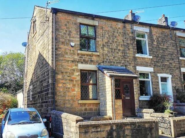 House for sale in Charlesworth, East Midlands