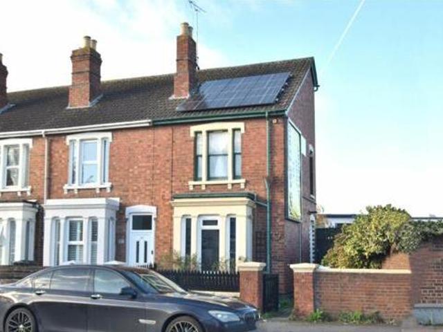 House for sale in Kingsway, Gloucester