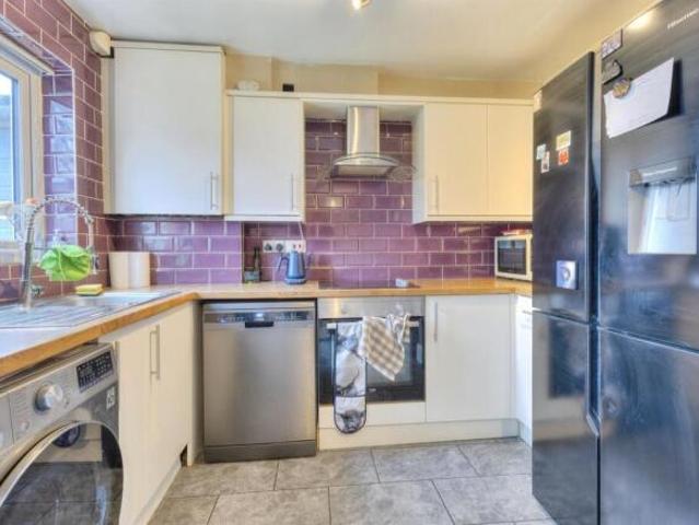 Cottage for sale in Northampton, Northamptonshire