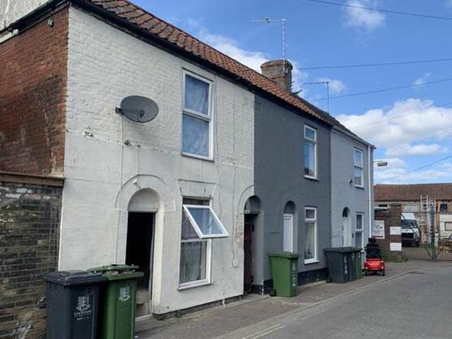 House for sale in Hopton-on-Sea, Stokesby