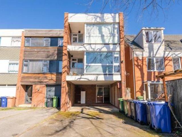 House for sale in Grimsby, North East Lincolnshire