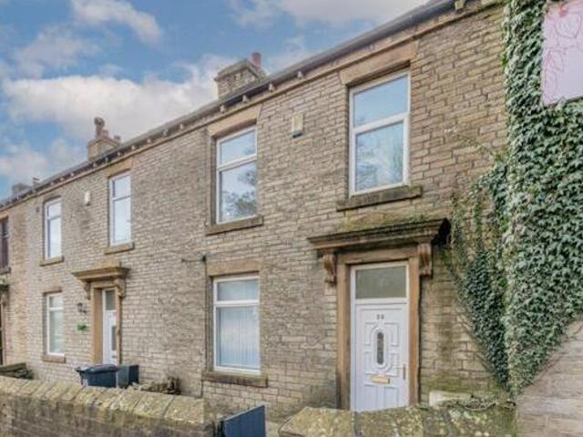 House for sale in Halifax, West Yorkshire