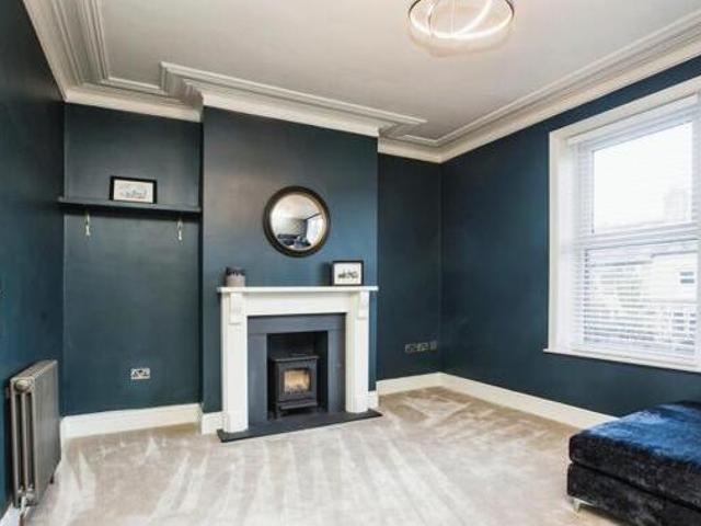 House for sale in Halifax, West Yorkshire