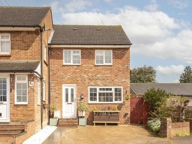 House for sale in Five Acres, Hertfordshire