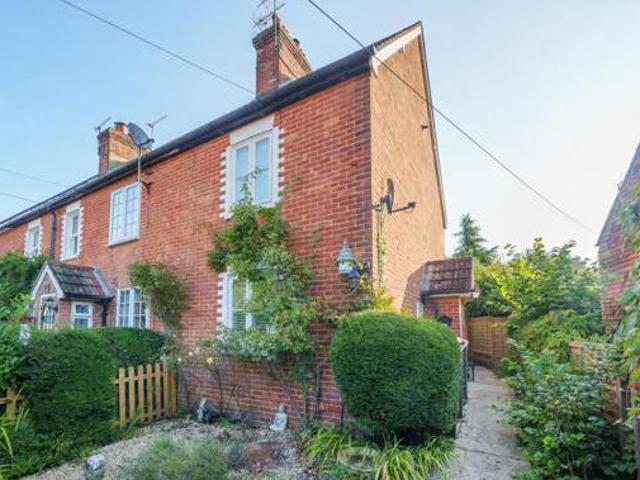 House for sale in Fole, Surrey