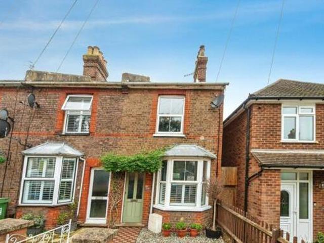 House for sale in Highfield, Pouchen End