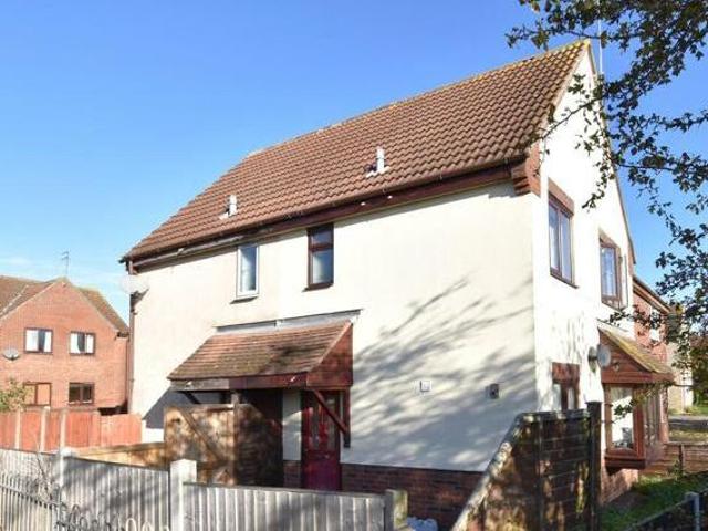 House for sale in Highwoods, Fordham Heath