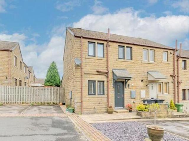 House for sale in Holmfirth, West Yorkshire