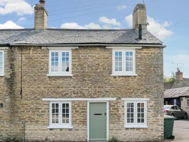 House for sale in Evershot, Oxfordshire