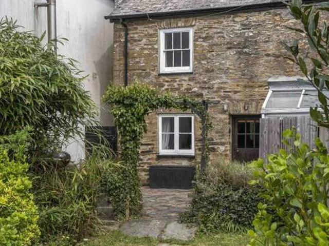 House for sale in Strode, Devon