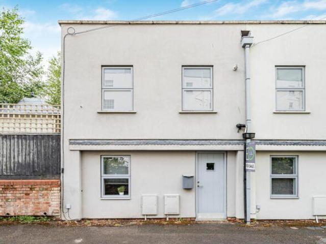 Cottage for sale in Golden Valley, Gloucestershire