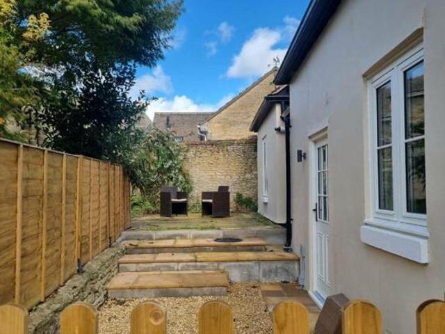 House for sale in Lechlade, Cotswold