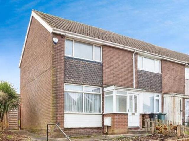 House for sale in Churwell, West Yorkshire