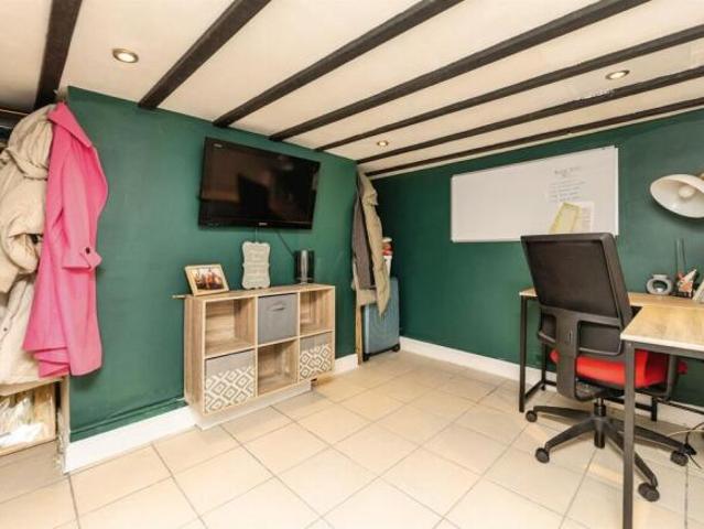 Cottage for sale in Kippax, Leeds