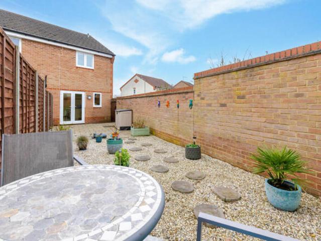 Cottage for sale in North Watford, Hertfordshire