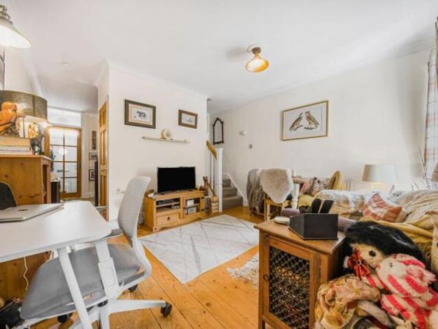 Cottage for sale in Isleworth, Greater London