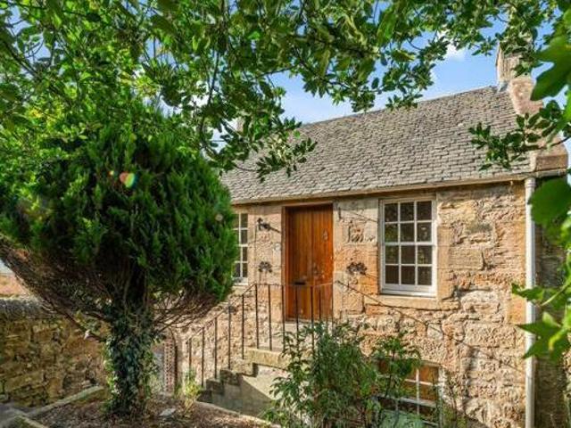 House for sale in Linlithgow, Scotland
