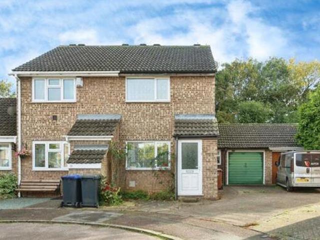 House for sale in Northampton, Northamptonshire
