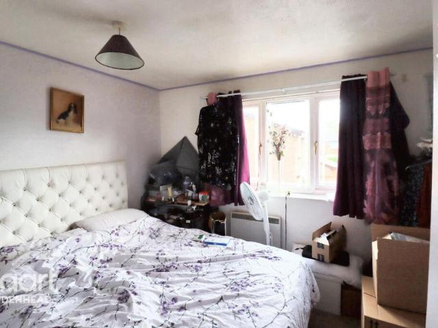 Terraced House for sale in Slough