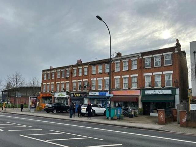 House for sale in Lyons, Greater London