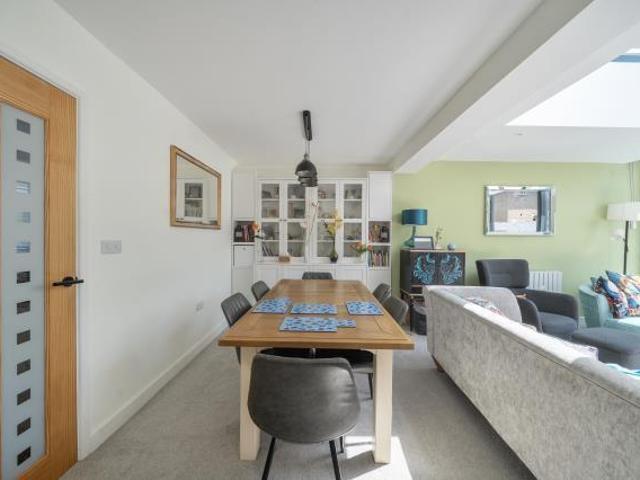 Cottage for sale in Florence Park, The Slade