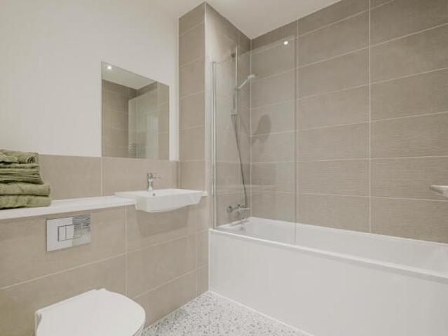 Townhouse for sale in Arbury, Cambridgeshire