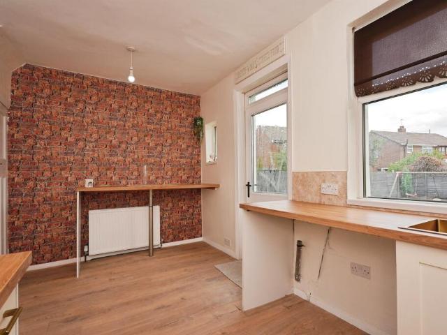 Terraced House for sale in Huddersfield