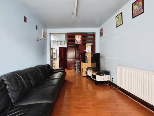 Cottage for sale in Walthamstow, Greater London