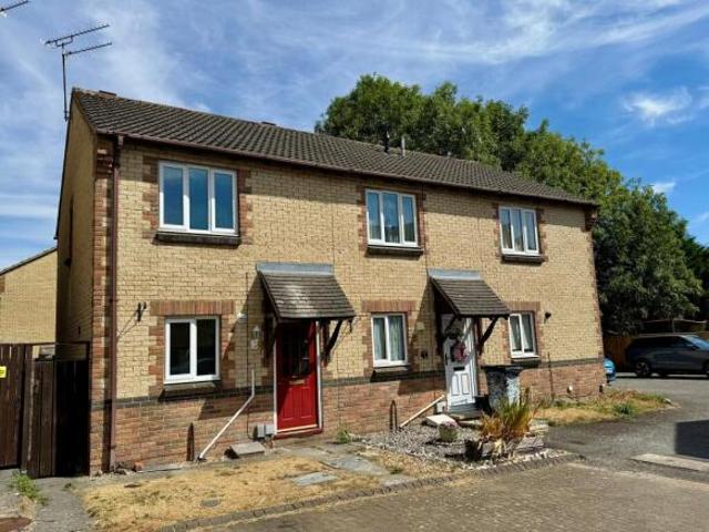 Cottage for sale in Woodhall Park, Rodbourne