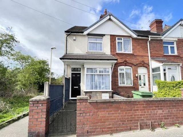 House for sale in Brierley Hill, West Midlands