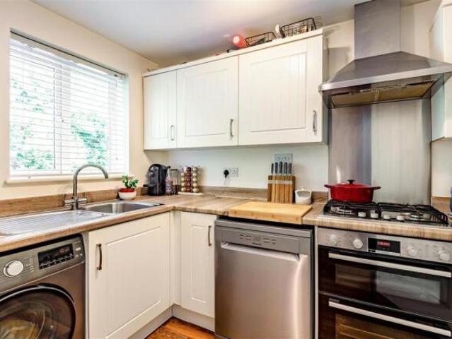 Cottage for sale in Midway, Kent