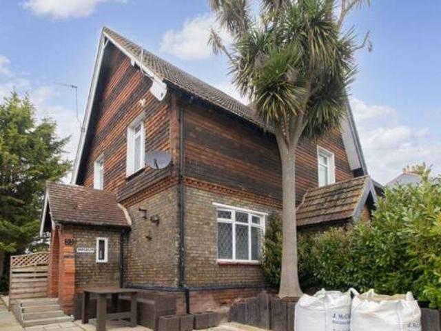 House for sale in West Dumpton, Acol