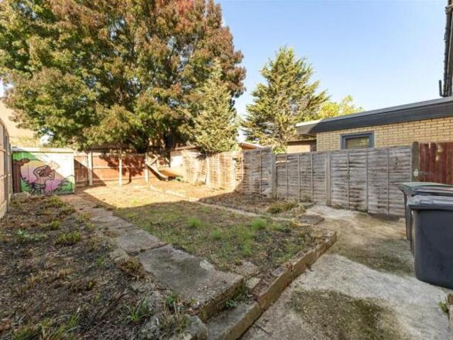 Cottage for sale in Tottenham, Greater London