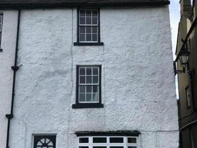 House for sale in Deepcut, Surrey